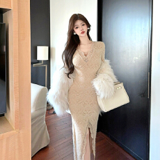 批发实拍实价性感纯欲风V领加绒蕾丝长袖<b class='q'>连衣裙</b>女秋冬修身显瘦包臀裙