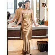 批发新中式晨袍女新娘金色敬酒服抹胸订婚结婚晨拍<b class='q'>礼服</b>宴会主持人<b class='q'>长裙</b>