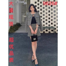 批发<b class='q'>明星</b>同款手工镶钻钉珠千金风气质名媛人字纹小香风外套半身裙套装
