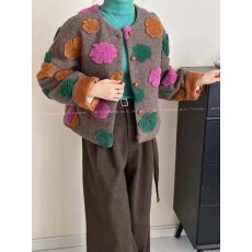 批发法式<b class='q'>气质</b>宽松短款<b class='q'>外套</b>女装2025冬季新款时尚立体花朵保暖棉衣上衣