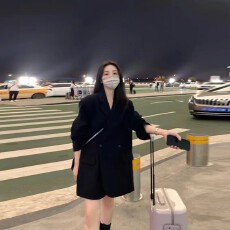 批发高级灰韩版小西装外套女2025早春新款宽松时尚气质休闲炸街西服
