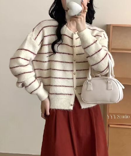 한국 동대문 이른 가을 새로운 다용도 만나는 양 낙타 털 니트 스웨터 스트라이프 샤 징 버클 스웨터 코트 외출용