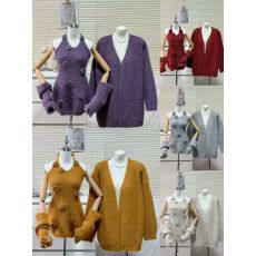 批发圣诞女立体花朵挂脖<b class='q'>连衣裙</b>穿搭一整套时尚百搭针织开衫潮三件套