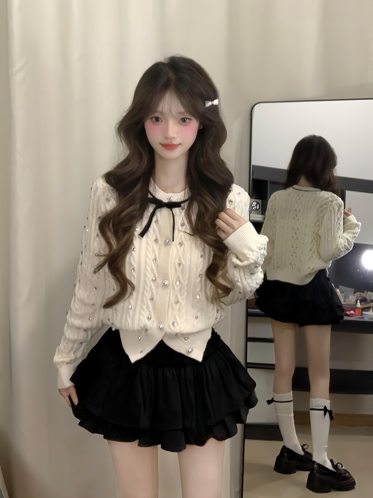 작은 샤넬 스타일 나비 매듭 꽈배기 니트 오픈 가디건 맨위 여성 디자인 센스 화이트 달콤함 품격 스웨터 코트 가을 겨울