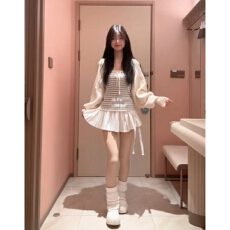 批发2026新款韩系撞色条纹抹胸叠穿针织开衫两件套上衣漂亮针织衫套装