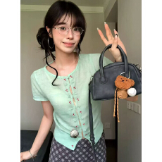 批发薄荷绿短袖针织<b class='q'>开衫</b>女春季钉珠镂空外套修身显瘦透气设计感上衣潮