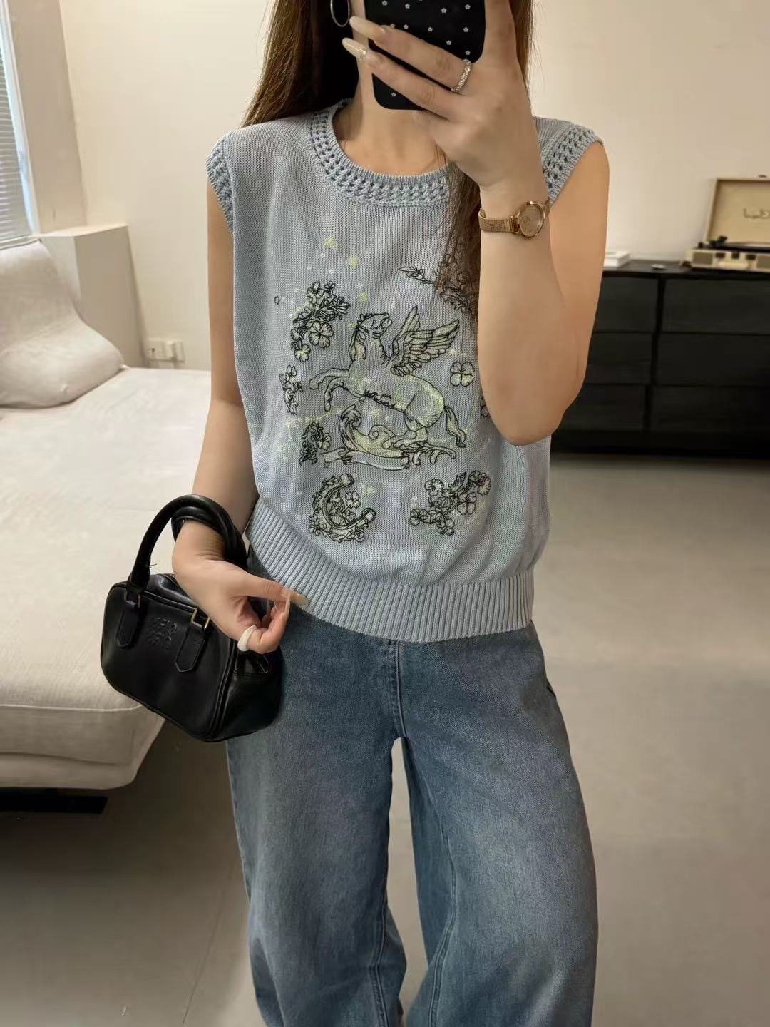 만화 작은 말 자수 대나무 마디 마 배색 라운드 넥 민소매 티셔츠 여성 여름 얇은 스타일 루즈핏 슬림해 보이는 니트 맨위 트렌디