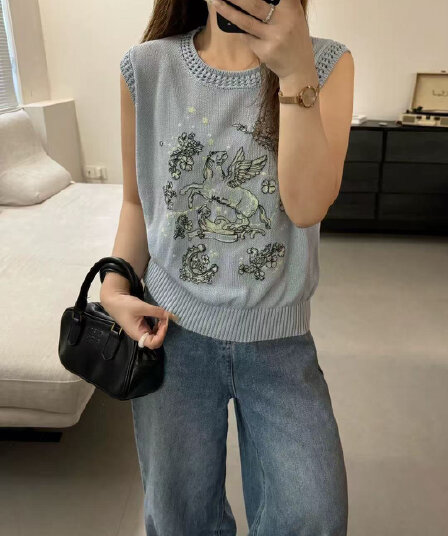 만화 작은 말 자수 대나무 마디 마 배색 라운드 넥 민소매 티셔츠 여성 여름 얇은 스타일 루즈핏 슬림해 보이는 니트 맨위 트렌디