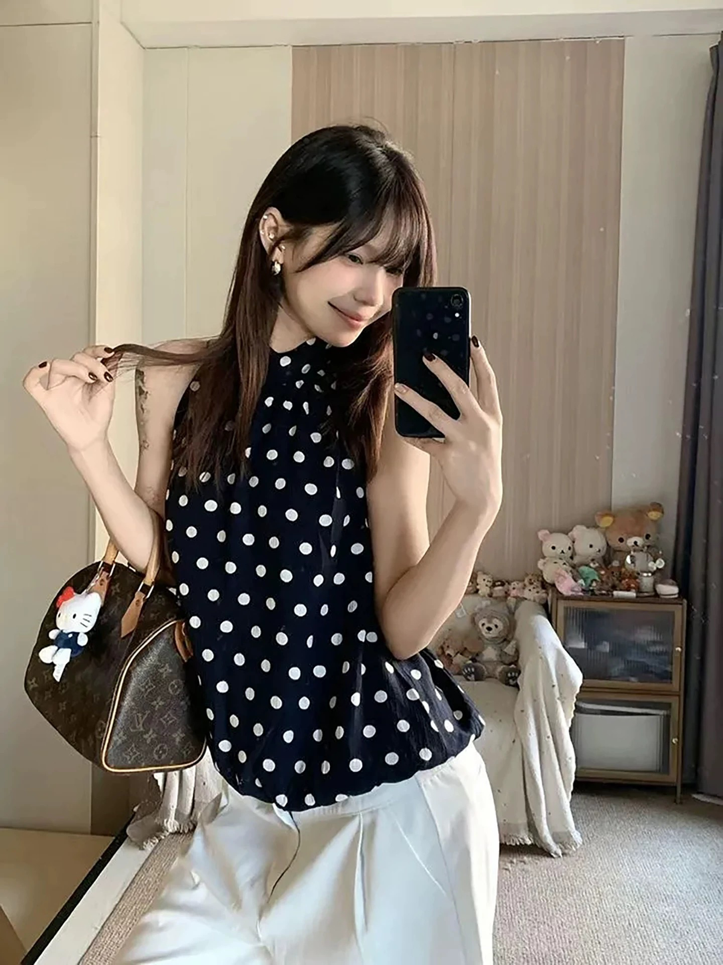 한 부서 품격 도트 무늬 행침 목 조끼 여성 여름 외출용 고급 센스 핫걸 몸매 가꾸기 슬림해 보이는 순수한 욕망 백리스 맨위