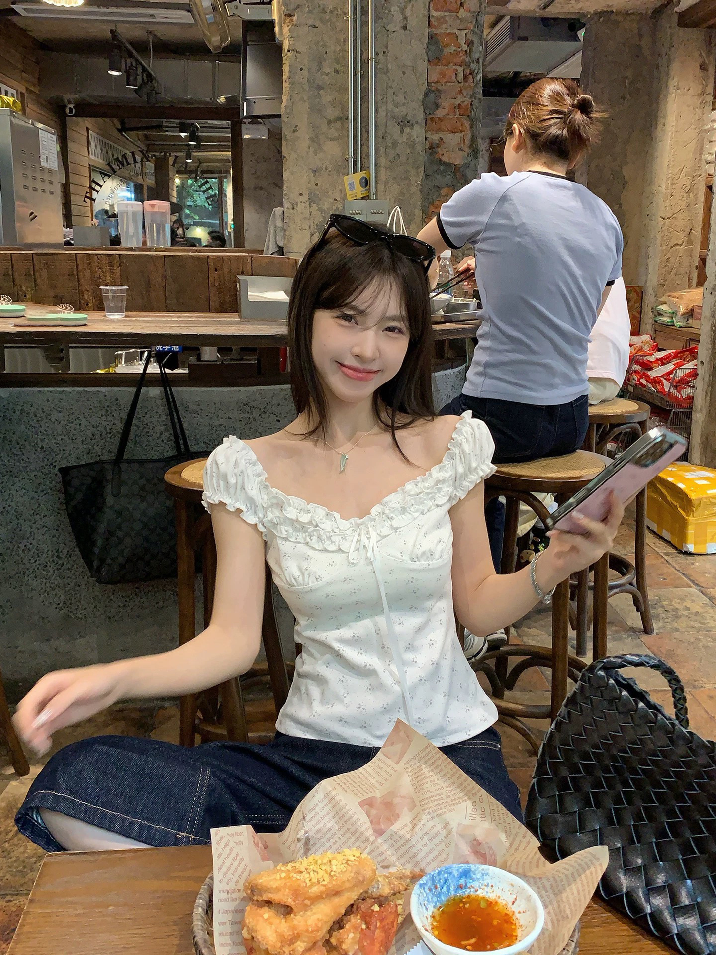 morning bloom 프랑스식 V넥 꽃무늬 반팔 티셔츠 여성 여름 한 부서 보트넥 프릴 쇼트 스타일 맨위