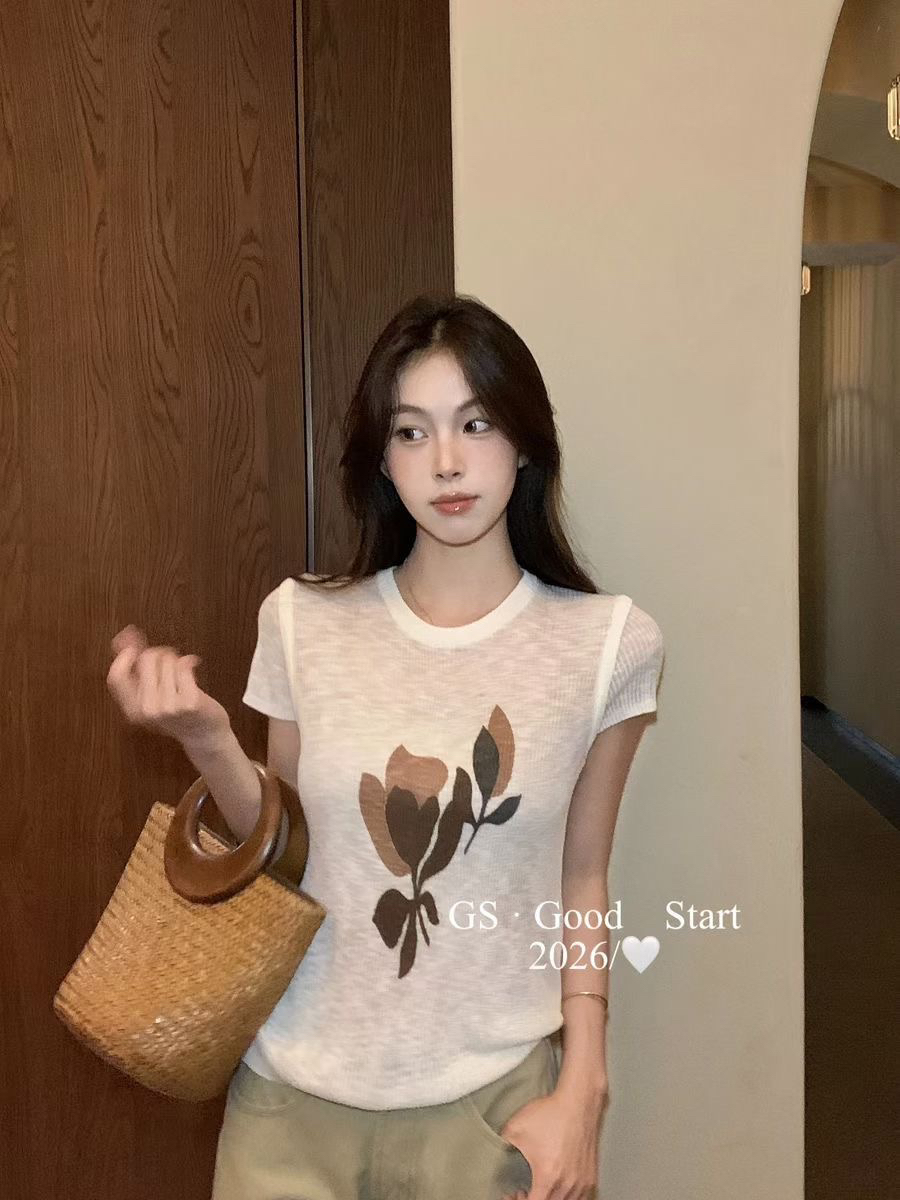 gs.good start 한 여성 여름 순수한 욕망 프린트 몸매 가꾸기 슬림해 보이는 섹션 니트 반팔 맨위 작은 셔츠 여성 여름