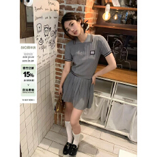 批发美式miu系学院风套装<b class='q'>女</b>夏季灰色polo领针织<b class='q'>短袖</b>t恤a字百褶半身裙