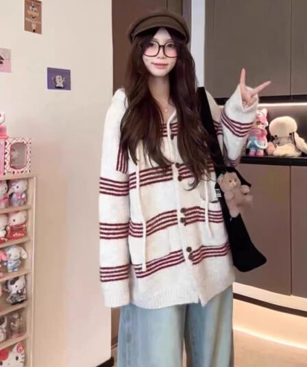 느긋한 바람 스트라이프 후드 스웨터 여성 코트 부드러운 찹쌀 가을 겨울 두꺼운 긴팔 루즈핏 모자 포함 패치워크 색상 니트 오픈 가디건