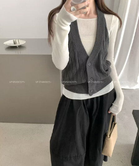 가을 켜기 새로운 인터넷 유명인 폭발 한 부서 디자인 센스 꽈배기 백리스 행침 목 조끼 니트 스웨터
