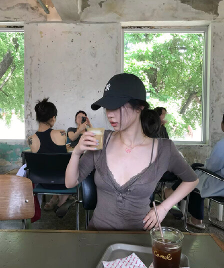 sheepland 욕망 숨겨진 심장 기계 주간 실크 양모 헨리 칼라 반소매 티셔츠 레이스 슬립 속옷 두 조각 여성 세트