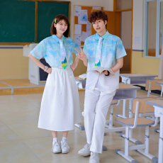 批发情侣装<b class='q'>夏</b>季学生班服套装渐变衬衫舞台服    男套65   女套75