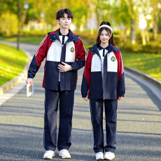批发实拍情侣装秋<b class='q'>冬</b>学生冲锋衣4件套班服校服