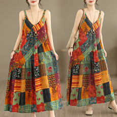 批发2026实拍浪漫度假风印花V领收腰吊带裙大码<b class='q'>棉麻</b>连衣<b class='q'>长裙女</b>