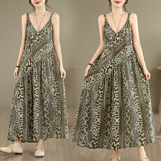 批发2026实拍浪漫度假风印花V领收腰吊带裙大码<b class='q'>棉麻</b>连衣<b class='q'>长裙女</b>