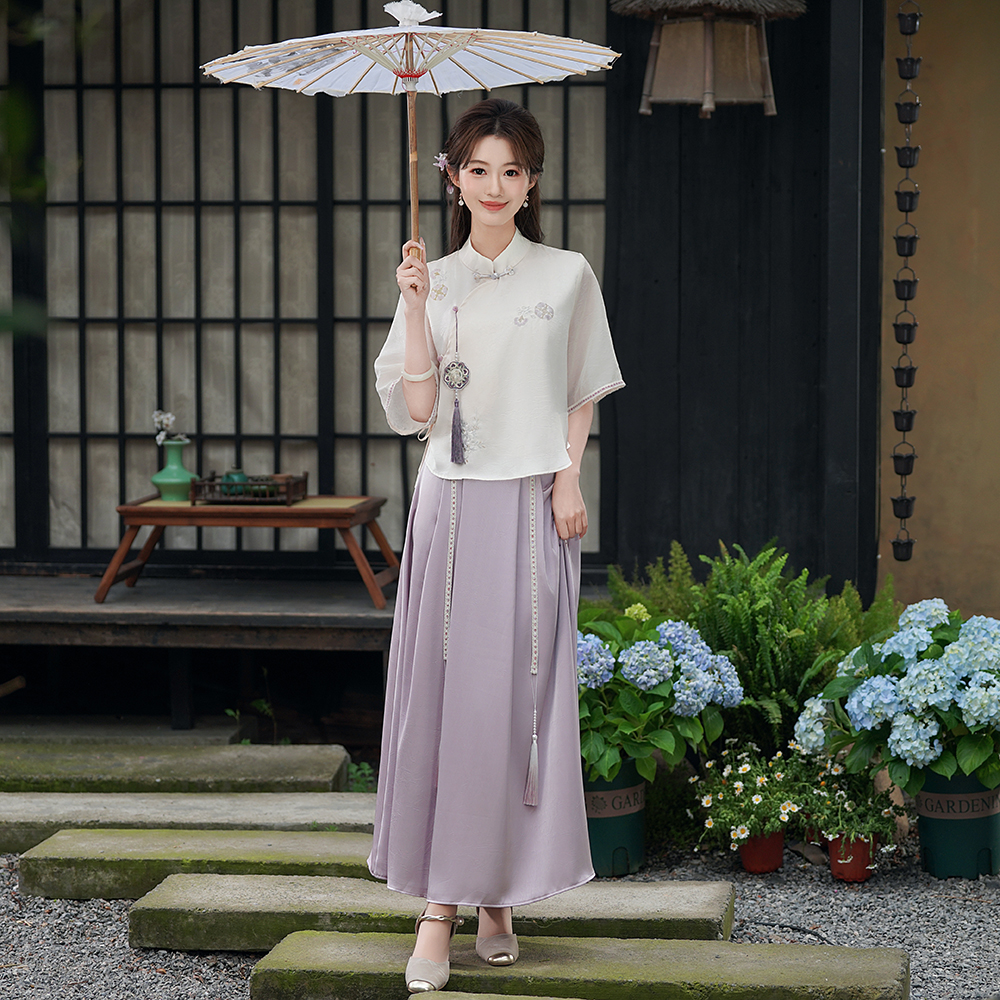 2026 여름 새로운 여성 의류 자수 7부 소매 스탠드 칼라 레트로 문예 셔츠 맨위