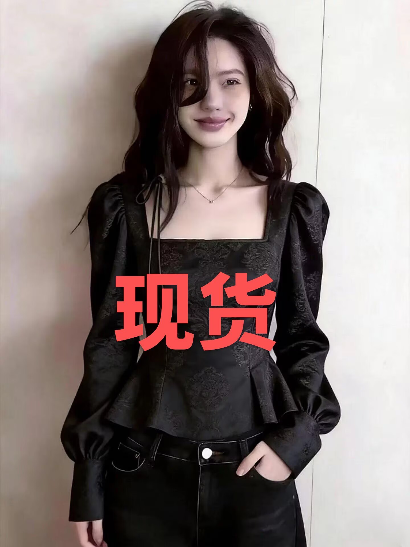 검정색 새틴 셔츠 여성 긴 소매 봄 드레스 새로운 패션 외국 가스 작은 셔츠 프랑스식 광장 칼라 쇄골 허리 수축 짧은 맨위