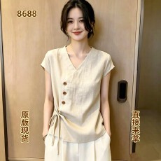 批发2026年别致很仙的法式绝美上衣夏季新款重要场合高端独特漂亮<b class='q'>女</b>装