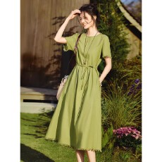 批发含苎麻棉麻芥绿<b class='q'>流苏</b>系带收腰<b class='q'>连衣裙</b>女夏季短袖绿色中长裙