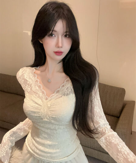 실사 정가 부드러운 순수한 욕망 레이스 V넥 홀로우 아웃 섹시함 레이스 몸매 가꾸기 슬림해 보이는 긴팔 인사이드 잡아라. 의류