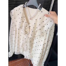 批发V领立体花朵白<b class='q'>衬衫</b>女春季高级感轻奢减龄洋气荷叶边<b class='q'>长袖</b><b class='q'>衬衣</b>