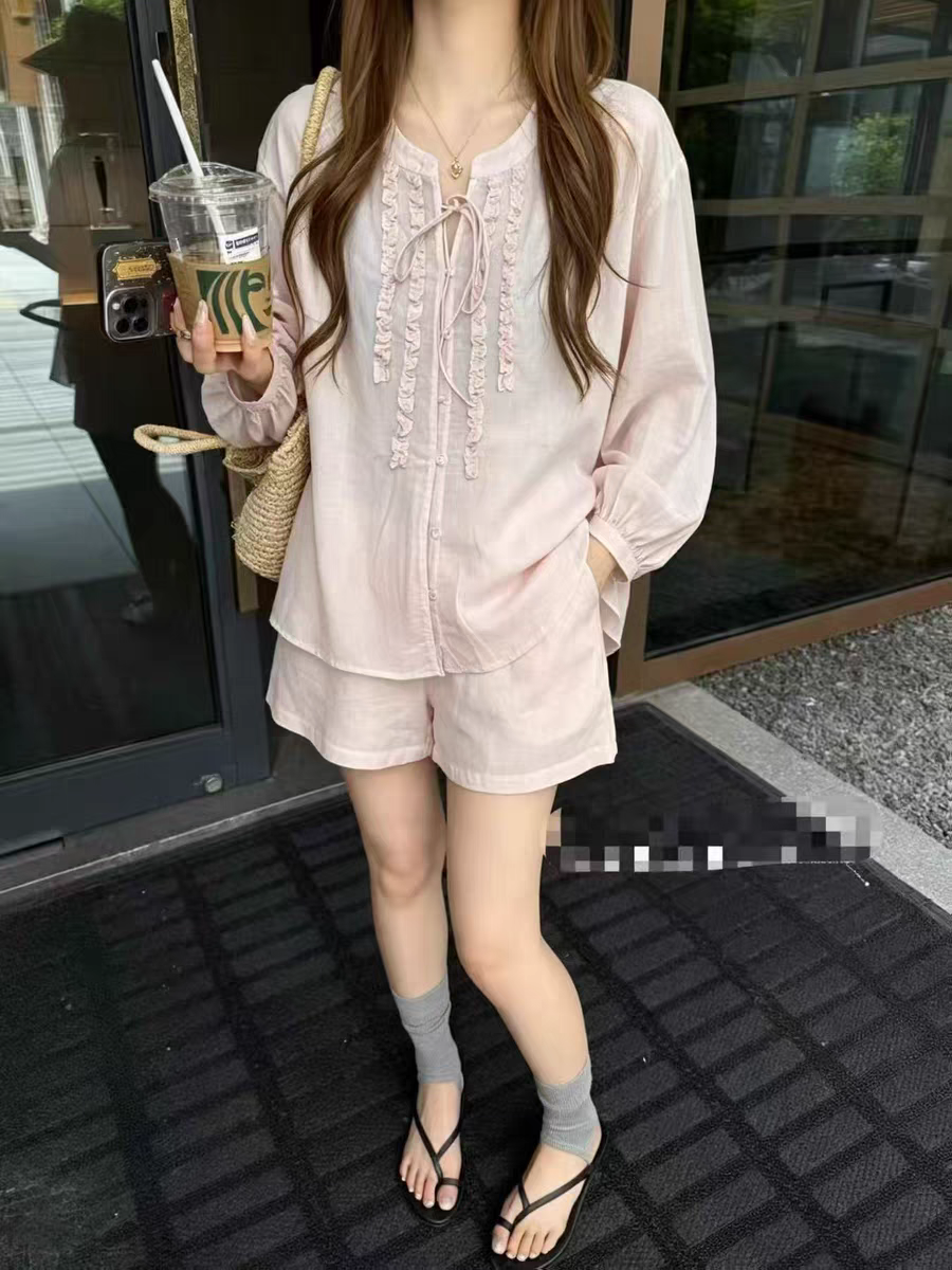 in 라미 패션 세트 여성 여름 2026 신제품 한 부서 주름 고급 센스 자외선 차단 셔츠 반바지 투피스 세트