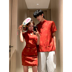批发实拍情侣装  中国风  新中式<b class='q'>红色</b>订婚旗袍<b class='q'>礼服</b>  改良唐装短袖上衣