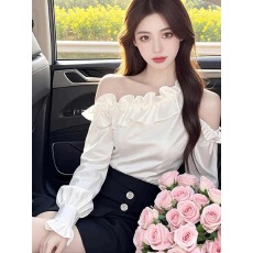 批发高级感轻奢减龄洋气露肩上衣超好看独特漂亮<b class='q'>白色</b>醋酸<b class='q'>衬衫女</b>