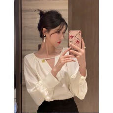 批发剩饭cellchok法式缎面长袖衬衫女<b class='q'>夏</b>秋设计感别致轻熟气质显瘦上衣