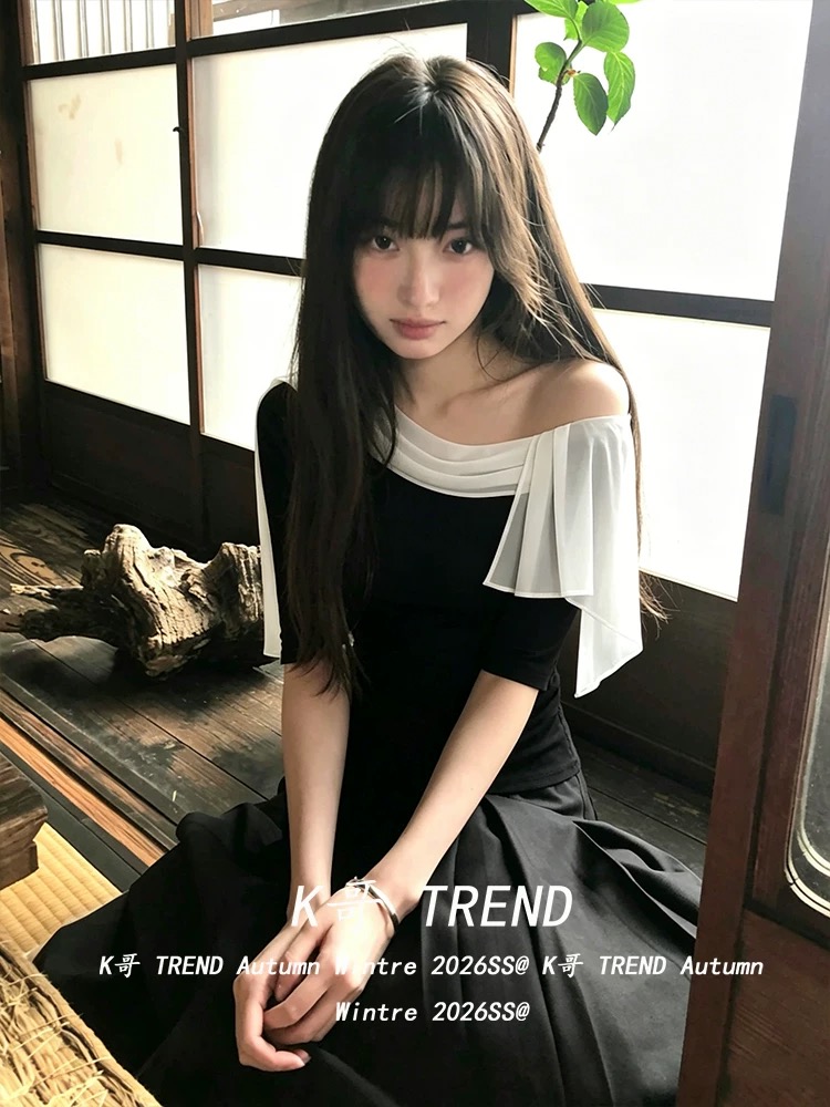 프랑스식 품격 비스듬한 어깨 리본 중간 소매 티셔츠 여성 여름 착용 가져 가라. 배색 패치워크 디자인 센스 오프숄더 반소매 맨위