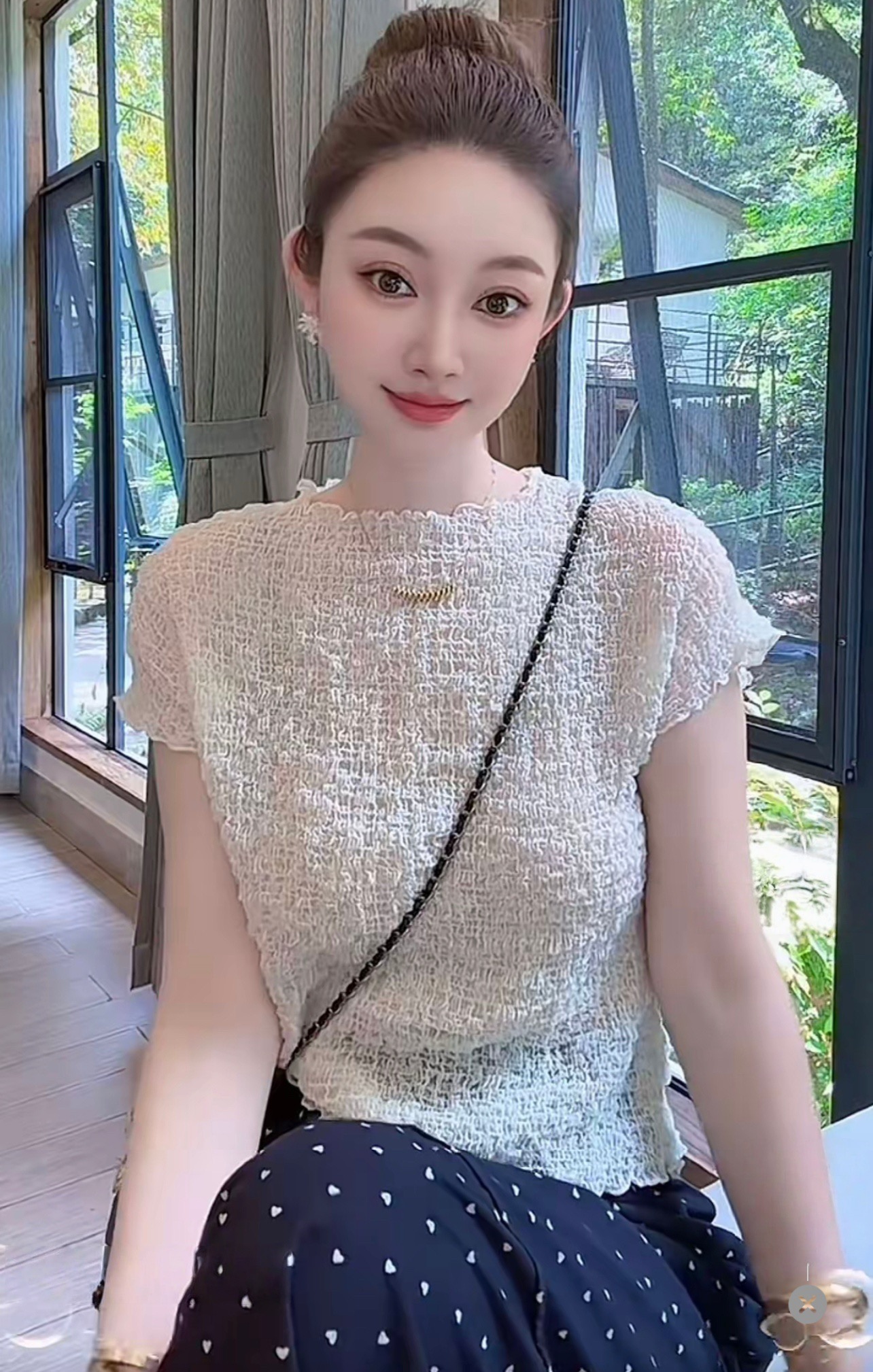 쌀 쌀 콩 여름 새로운 프릴 주름 질감 센스 디자인 다용도 슬림해 보이는 반팔 맨위