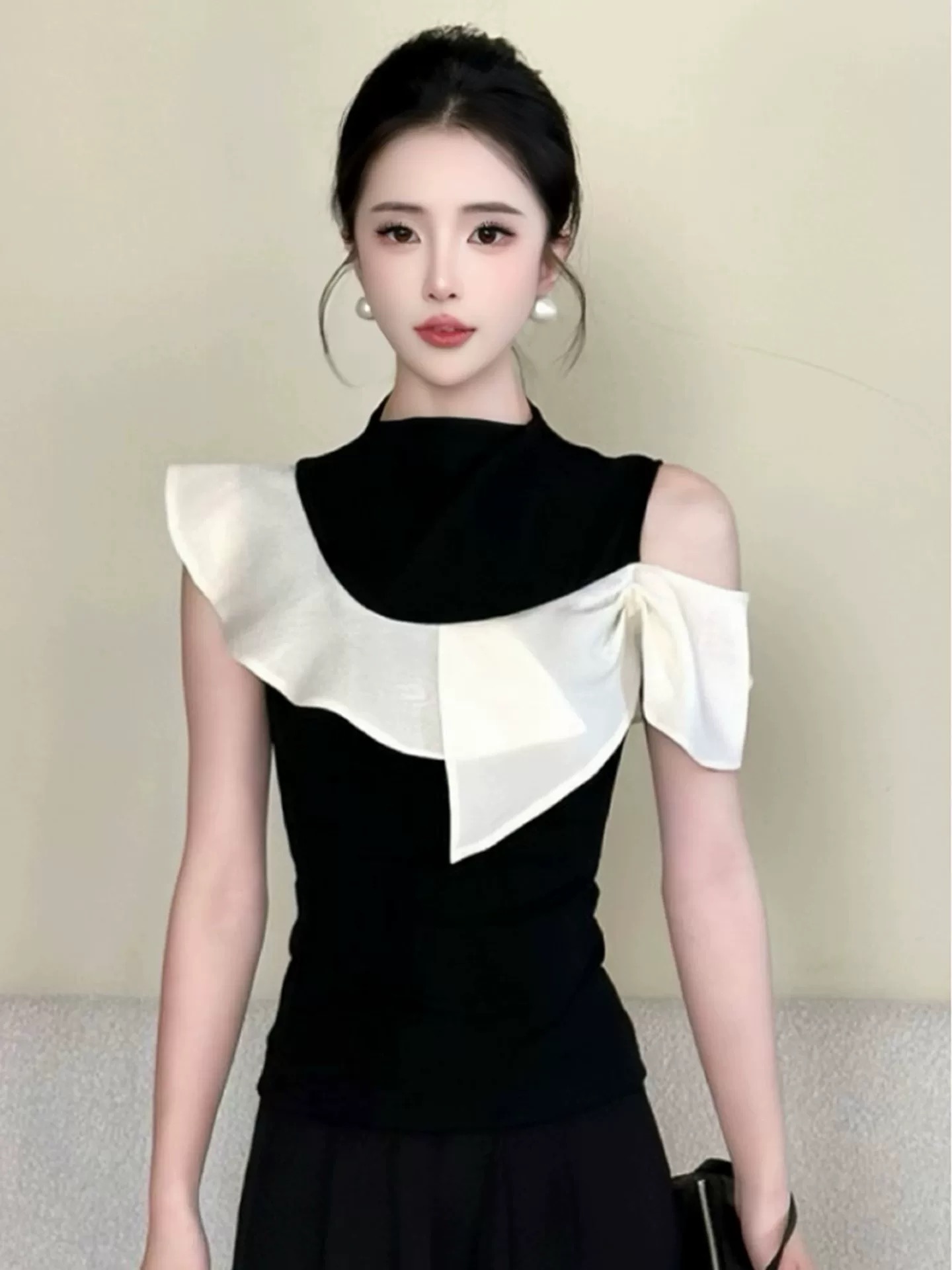 프랑스식 품격 고급 센스 프릴 오프숄더 반팔 티셔츠 여성 여름 고유 한 아름다운 슬림해 보이는 ootd 착용 잡아라. 의류