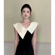 不对称黑白大翻领拼接T恤女2026夏新款修身百搭轻薄时尚无袖小衫