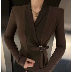 批发早秋设计感V领假两件拼接长袖上衣女秋季新款修身显瘦百搭腰带<b class='q'>T</b><b class='q'>恤</b>
