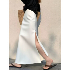 批发2026早春超火减龄梨型身材遮胯裙子超好看独特漂亮白色开叉半身裙