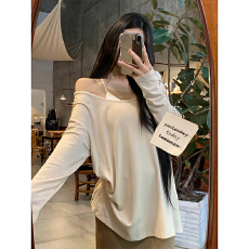 批发实拍~ 蝙蝠袖气质上衣慵懒<b class='q'>宽松</b>显瘦长袖T恤百搭打底衫