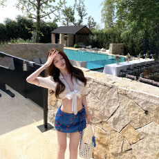 批发海边度假多巴胺穿搭法式提花绑带短款小衫蓝色<b class='q'>碎花</b>半身a字裙套装