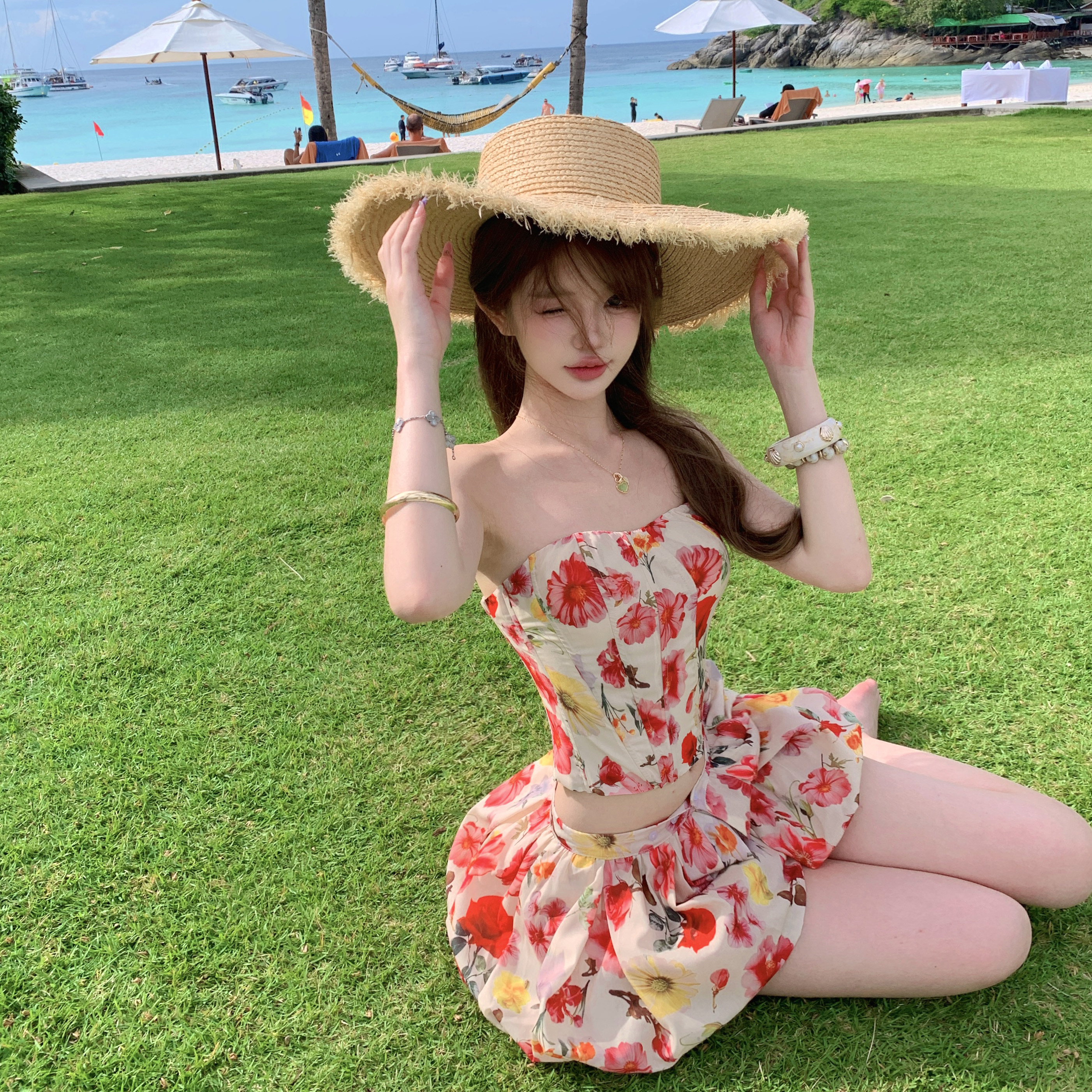 섬 휴가 순수한 욕망 세트 꽃무늬 프랑스식 튜브탑 생선뼈 맨위 도파민 슬림해 보이는 미니 스커트 케이크 드레스 여성 여름