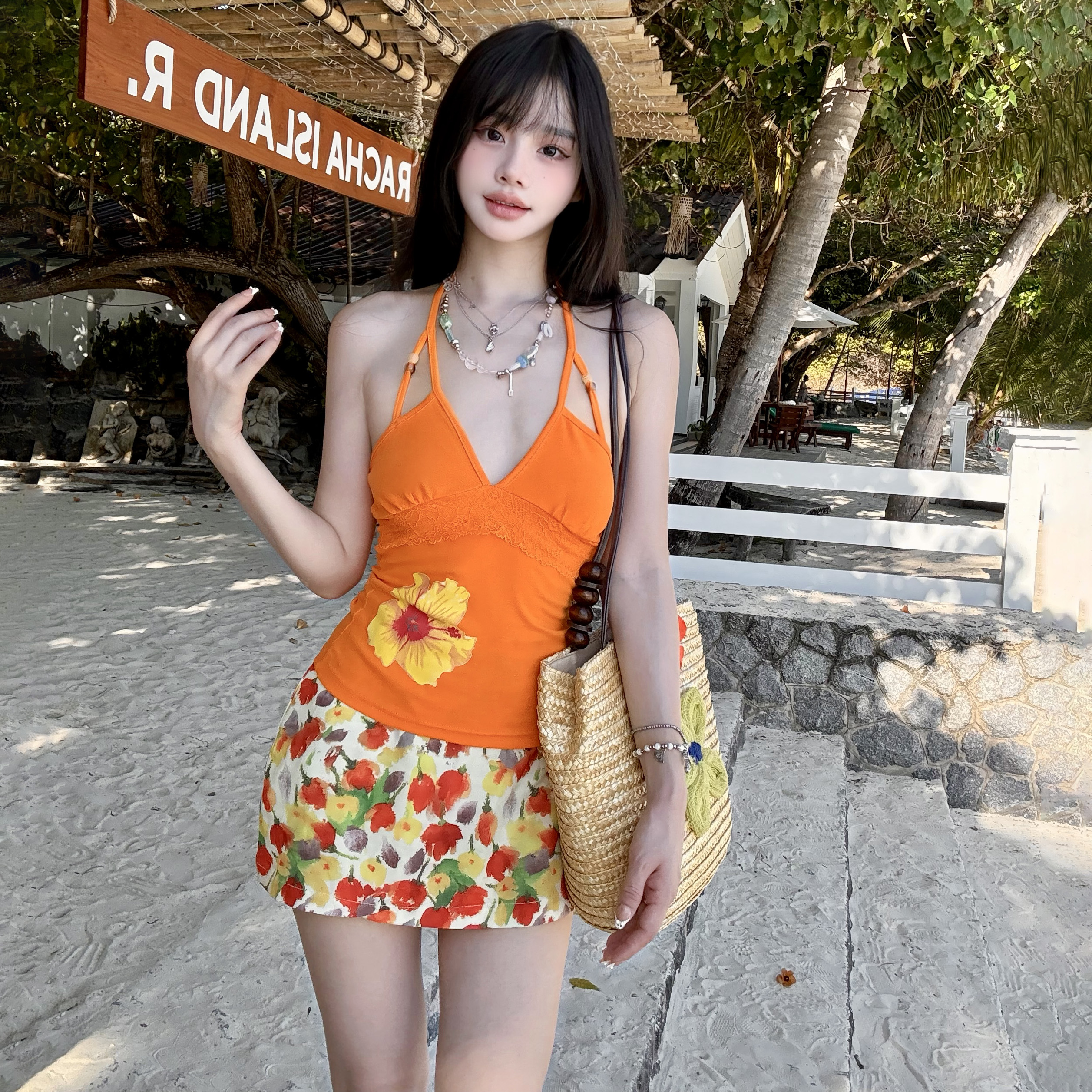 섬 휴가 바람 도파민 착용 가져 가라. 프린트 V넥 행침 목 조끼 슬림해 보이는 하이웨이스트 꽃무늬 한 마디 미니 스커트 투피스 세트