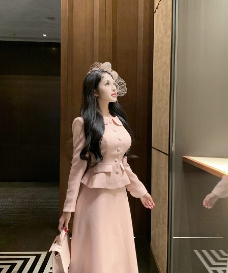 실사 정가 안나 작은 샤넬 스타일 명문 여성 품격 프랑스식 작은 대중 하이웨이스트 반신 스커트 부드러운 맨위 세트