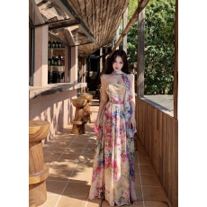 批发实拍实价  油墨碎花垂感大摆抹胸连衣裙收腰名媛<b class='q'>修身</b>长裙