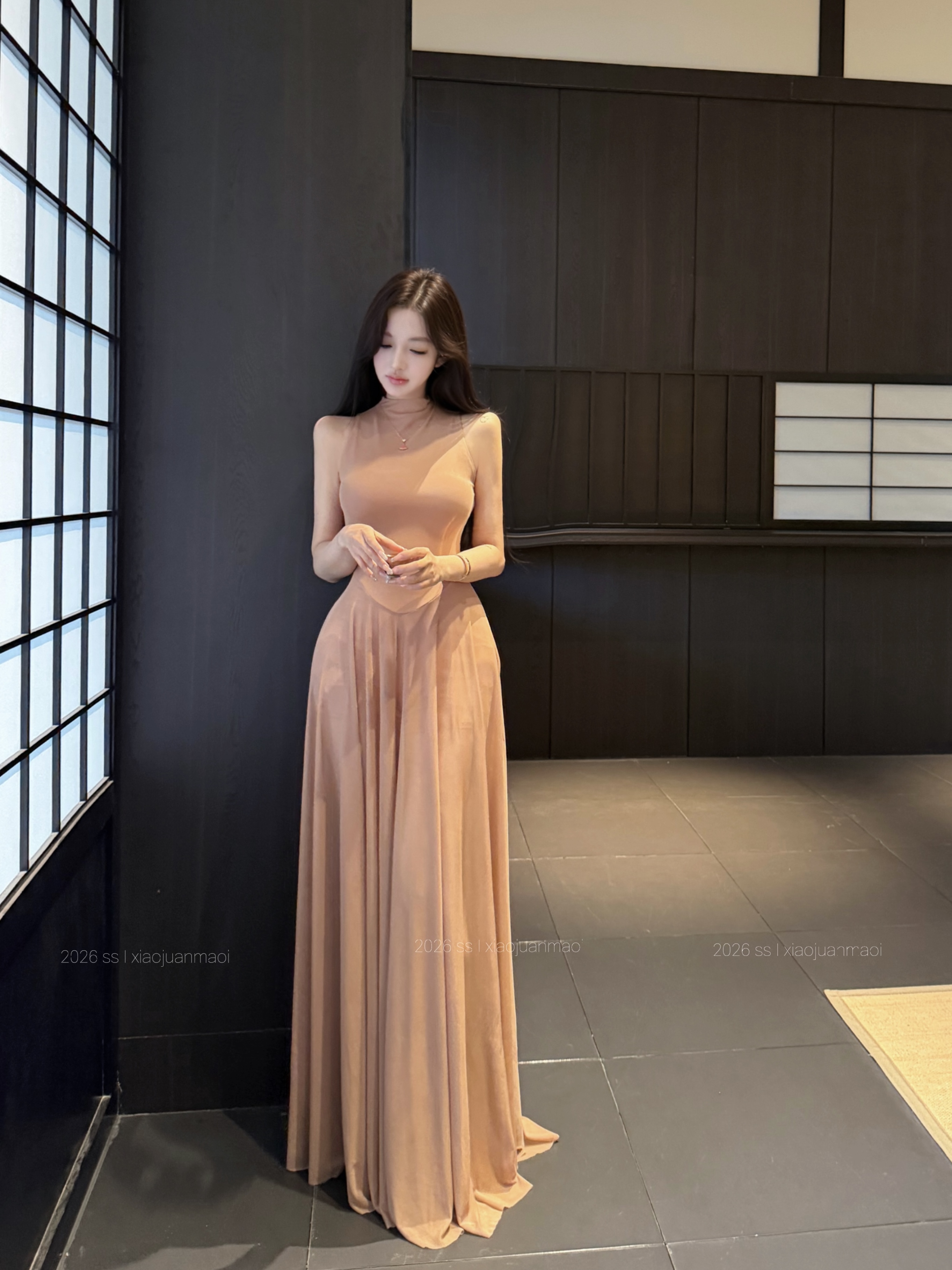 실사 정가 캐러멜 우유 커피 도루 센스 라운드 넥 민소매 드레스 큰 진자 여름 느긋한 바람 통기성 길다 치마