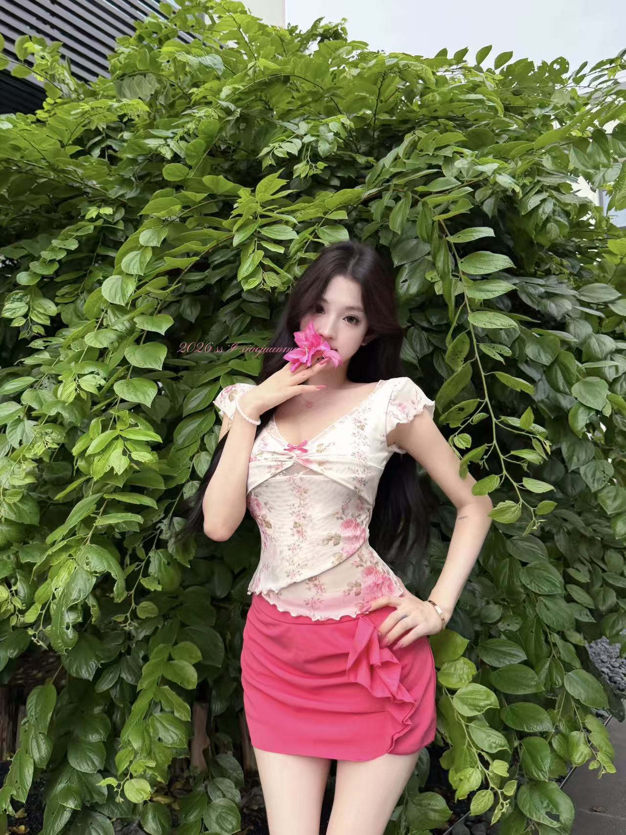 실사 정가 달콤한 매운맛 섹시함 꽃무늬 레이스 V넥 맨위 순수한 욕망 타이트 스커트 반신 치마 세트