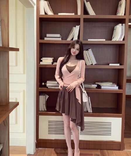 부드러운 분말 불규칙 치마 니트 슬립 여성 드레스 한 부서 스트랩 긴팔 오픈 가디건