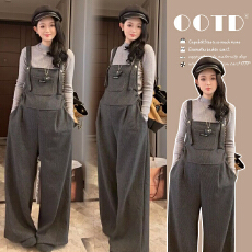 批发原创新品2025冬季针织打底+<b class='q'>条纹</b>加绒加厚背带裤孕妇休闲两件套装