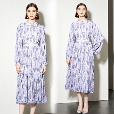 批发实拍2026开春新款百褶附腰带灯笼袖<b class='q'>连衣裙</b>女